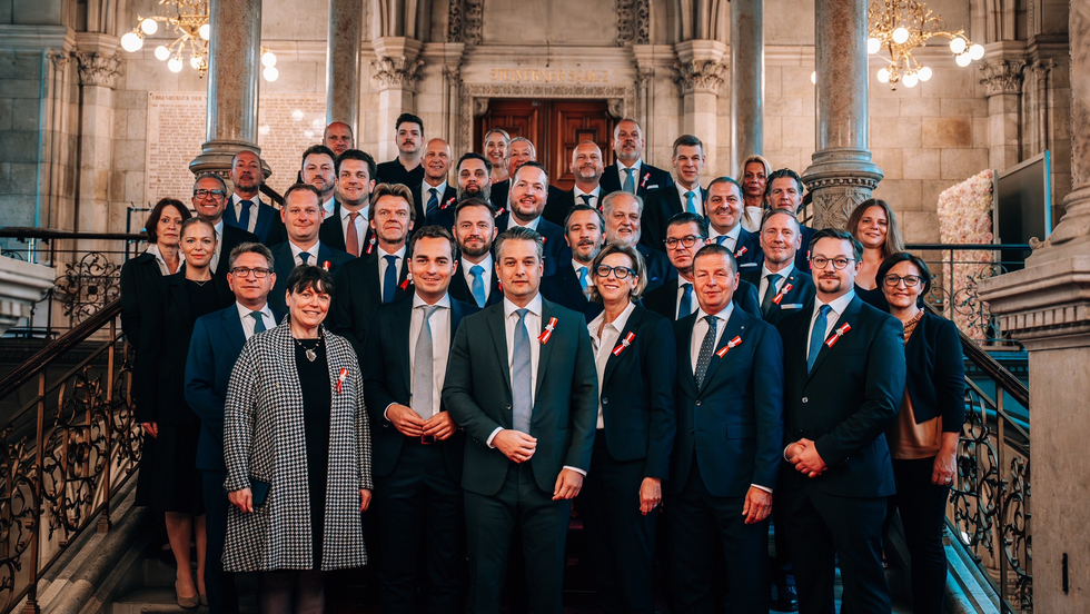 Gruppenbild von FPÖ Gemeinderäten